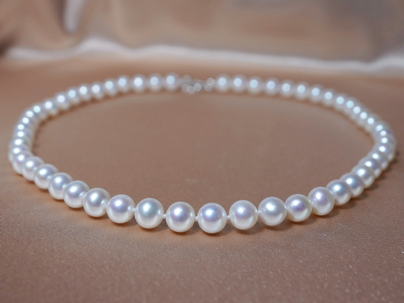 gyöngy nyaklánc a menyasszonynak